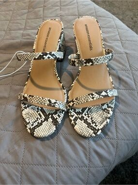 Amazon Essentials Black and White Snake-Print Slide Heels